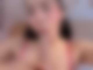 Live cam show with Veronica-Garcia - Orgasm on Camsoda
