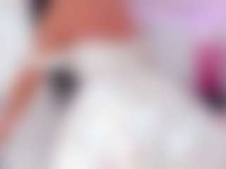 Miss_Diamond_ MILF webcam performer live streaming