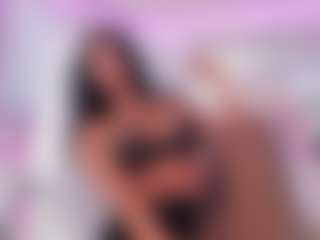 Live cam show with Miss_Diamond_ - Lovense MILF on Hubzter Live
