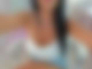 Miss_Diamond_ MILF webcam performer live streaming