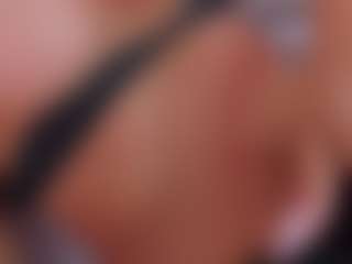 Live cam show with Miss_Diamond_ - Wet on studioflirtlive.com
