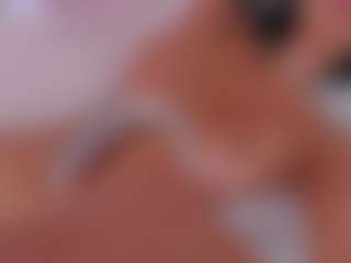 Live cam show with Miss_Diamond_ - Shaved Pussy on Mixed Magazine Live