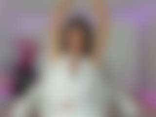 Miss_Diamond_ MILF webcam performer live streaming