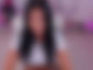 Live cam show with Miss_Diamond_ - Bedroom on milfzrlive.com