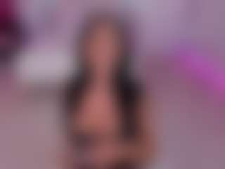 Live cam show with Miss_Diamond_ - Gamer MILF on Camsoda