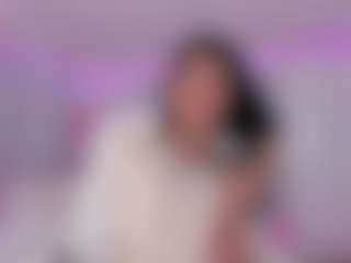 Miss_Diamond_ MILF webcam performer live streaming