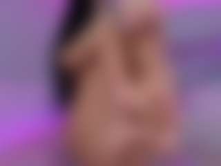 Live cam show with Miss_Diamond_ - Asian MILF on WildCum
