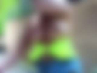 Sandra-Milano's Live Sex Cam Show