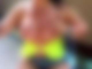 Sandra-Milano's Live Sex Cam Show