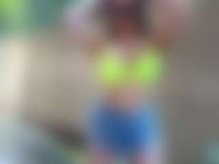 Sandra-Milano's Live Sex Cam Show