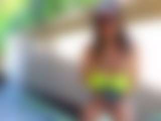 Sandra-Milano's Live Sex Cam Show