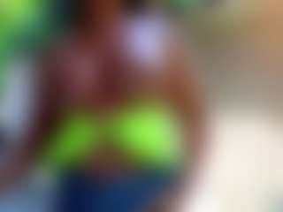 Sandra-Milano's Live Sex Cam Show