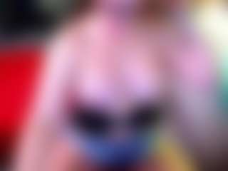 Sandra-Milano's Live Sex Cam Show