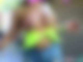 Sandra-Milano's Live Sex Cam Show