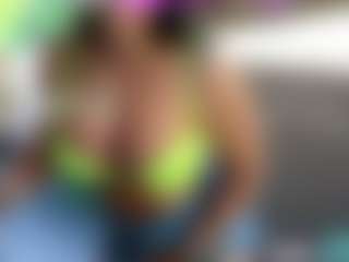 Sandra-Milano's Live Sex Cam Show