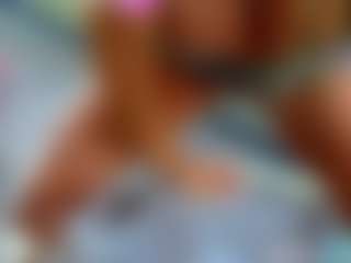 Sandra-Milano's Live Sex Cam Show