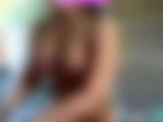 Sandra-Milano's Live Sex Cam Show