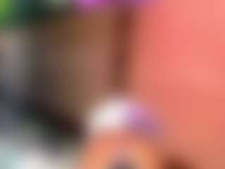 Sandra-Milano's Live Sex Cam Show