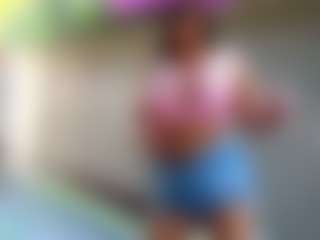 Sandra-Milano's Live Sex Cam Show