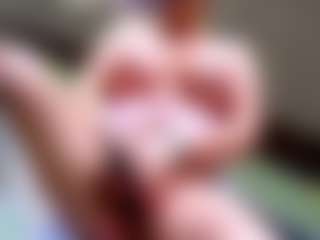 Sandra-Milano's Live Sex Cam Show