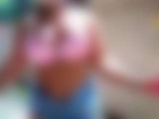 Sandra-Milano's Live Sex Cam Show