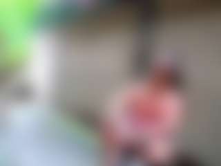 Sandra-Milano's Live Sex Cam Show