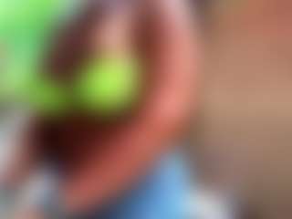 Sandra-Milano's Live Sex Cam Show