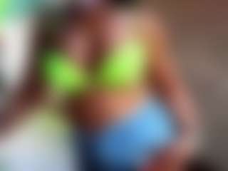 Live cam show with Sandra-Milano - Blonde Hair Amateur on Chatstar