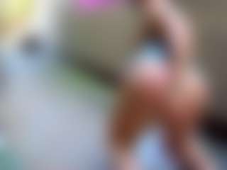 Sandra-Milano's Live Sex Cam Show