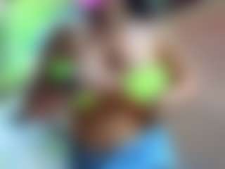 Sandra-Milano's Live Sex Cam Show