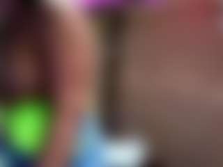 Live cam show with Sandra-Milano - Double Penetration on Camming Site