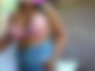 Live cam show with Sandra-Milano - Bikini on crypto-cams