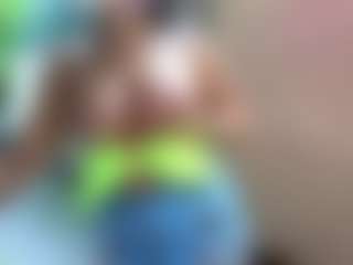 Sandra-Milano's Live Sex Cam Show