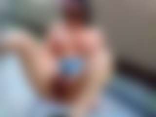 Sandra-Milano's Live Sex Cam Show