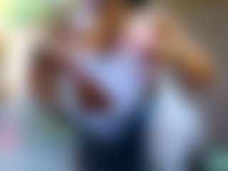 Live cam show with Sandra-Milano - Green Eyes on Chatstar
