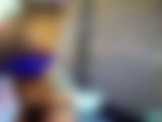Live cam show with Sandra-Milano - Fingers on sexylivex.com