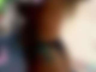 Live cam show with Sandra-Milano - Fingers on Adult Interactions