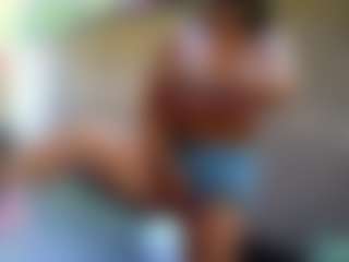 Live cam show with Sandra-Milano - Bikini on madthumbs