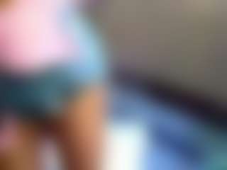 Live cam show with Sandra-Milano - Oil on CamSodaAdn