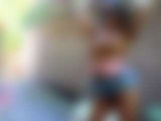 Sandra-Milano's Live Sex Cam Show