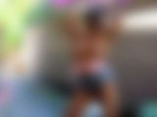 Sandra-Milano's Live Sex Cam Show