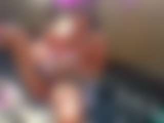 Sandra-Milano's Live Sex Cam Show