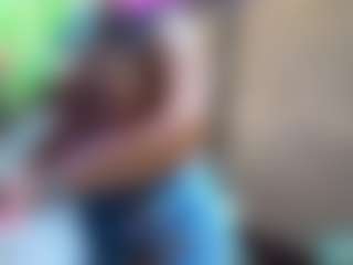 Sandra-Milano's Live Sex Cam Show