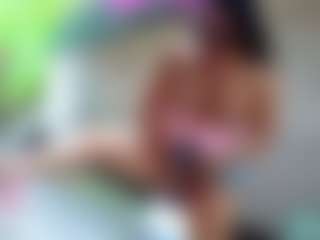 Sandra-Milano's Live Sex Cam Show