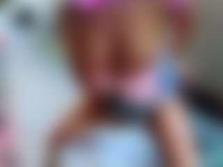 Sandra-Milano's Live Sex Cam Show