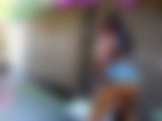 Live cam show with Sandra-Milano - Shower on Camsoda