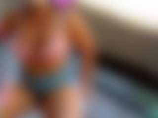 Sandra-Milano's Live Sex Cam Show