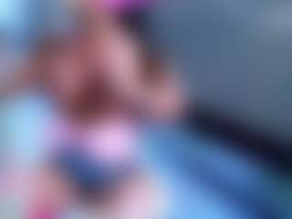 Sandra-Milano's Live Sex Cam Show