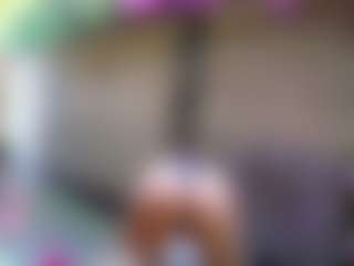 Sandra-Milano's Live Sex Cam Show