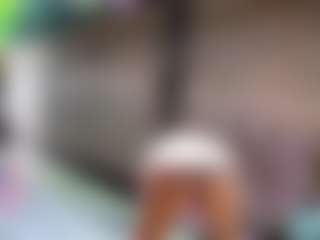 Sandra-Milano's Live Sex Cam Show